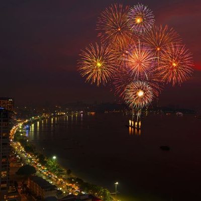 Officials Expect Over 100,000 Tourists at Pattaya International Fireworks Festival